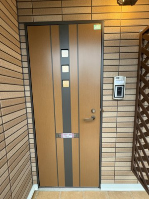 【玄関】 | サーレ・春日