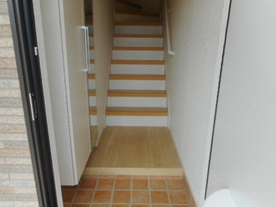 【玄関】 | カーサ・ラーナ・サラⅡ