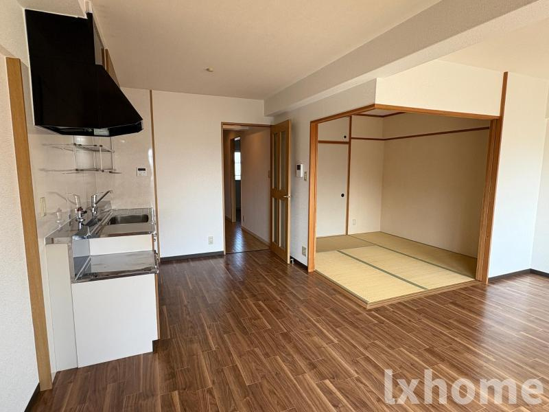 バーンフリート総持寺の居間・リビング