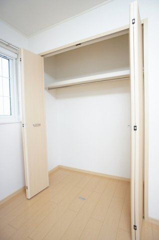 パーク　ビサイド中岡の収納