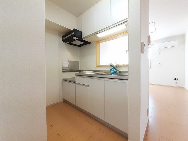 リブレ常盤台Ｂのキッチン|コンパクトなキッチンで掃除もラクラク