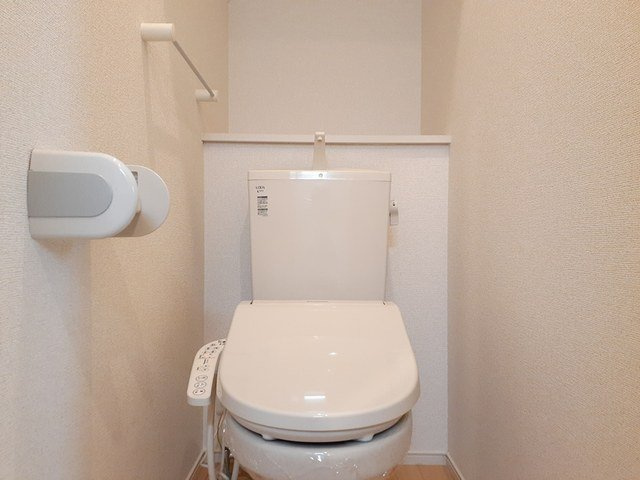 ルフレ　ＩＳＳＡ　一茶のトイレ|落ち着いたトイレです