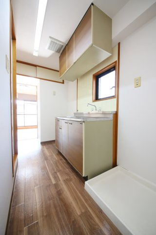 グラースコートの内装|別部屋同間取りのお写真となります。参考にご覧くださいませ。