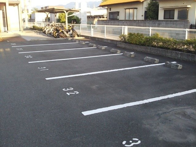 レオパレスとねりこ１のその他