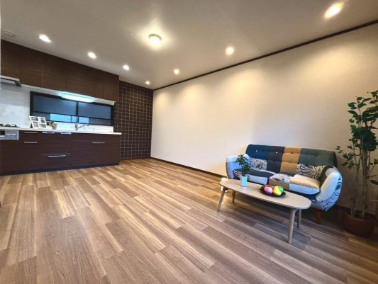 守口市高瀬町1丁目　戸建の居間・リビング