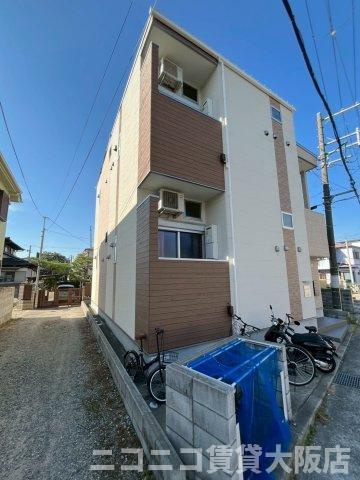 尼崎市上坂部３丁目のアパートの外観