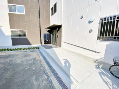 【エントランス】 | アルカンシェルコート緑橋