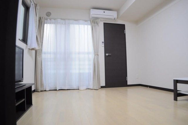 【クレイノWINDS　Ⅵ】　兵庫県三木市1棟売りアパート「満室稼働中」の洋室