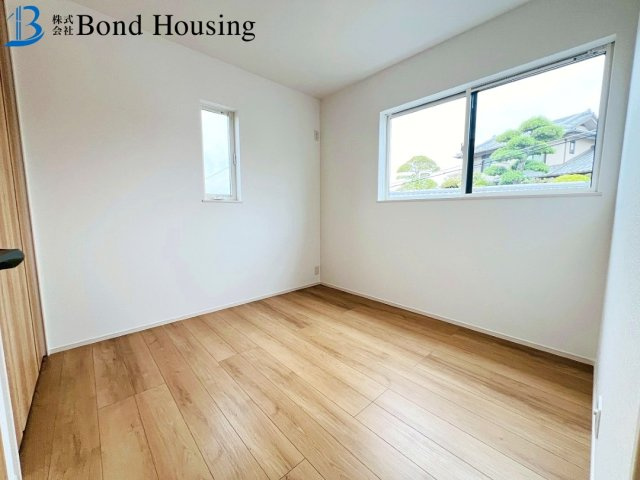 「長期優良住宅」「並列2台駐車可」大久保町山手台 全2棟1号棟の洋室