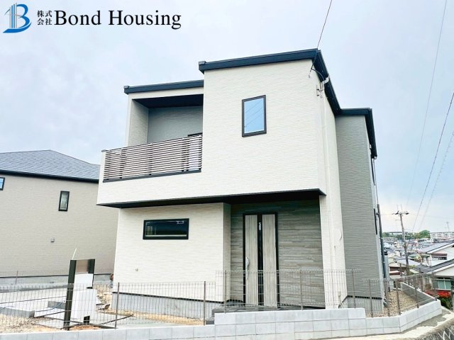 「長期優良住宅」「並列2台駐車可」大久保町山手台 全2棟1号棟の外観パース