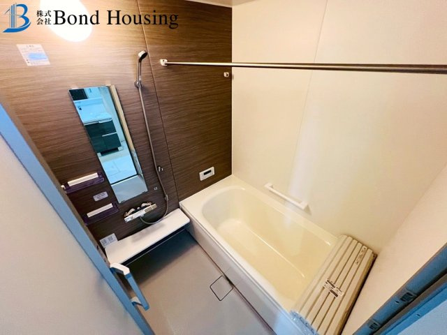 「長期優良住宅」「並列2台駐車可」大久保町山手台 全2棟1号棟の前面道路含む現地写真