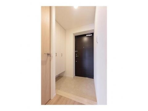 ベルヴュコート津田沼の玄関