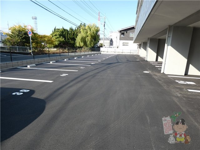 ＴＲＩＮＩＴＹの駐車場