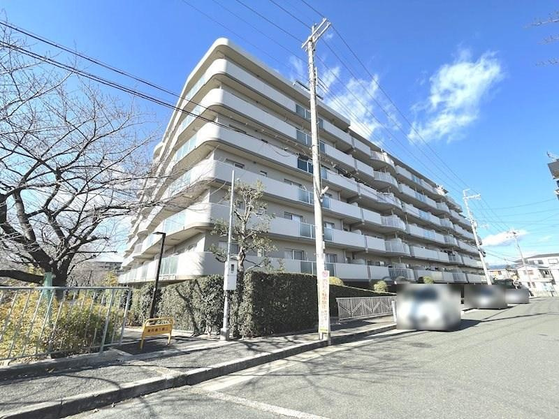 アドリーム交野の外観|新しい生活にいかがでしょうか？外観はお住まいの顔になります。こだわりたいポイントですね。水回りリフォームやリノベーションも承ってます。
■現地見学・資金計画相談・住宅ローン相談もお問合せ受付中■