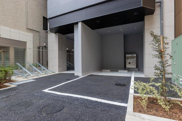 ＢＲＩＣＫ　ＲＥＳＩＤＥＮＣＥ　南青山の駐車場|2024年10月撮影 