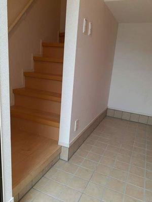 【玄関】 | ルミナーレ