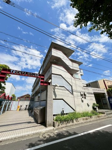 トレンタハウス桜新町の外観
