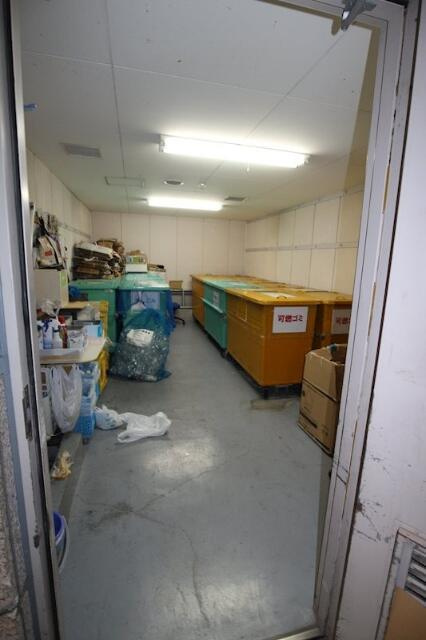 ファミール新宿グランスィートタワーのその他共用部分|ゴミ置場 