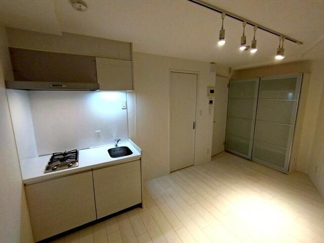 トリエールＥＢＩＳＵのキッチン