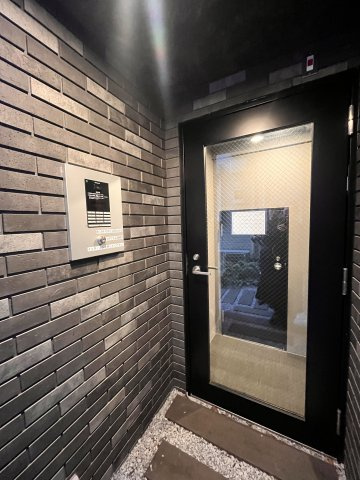 trias185のエントランス