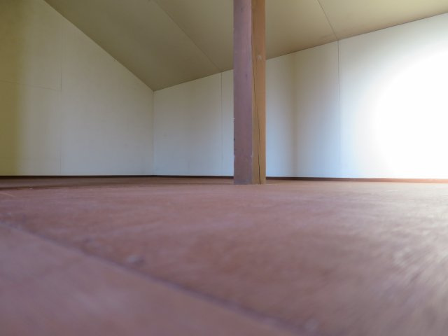 世田谷区祖師谷５丁目のテラスのその他|屋根裏収納