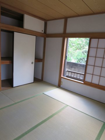 世田谷区祖師谷５丁目のテラスの和室|和室があると、家にあたたかい雰囲気が生まれます