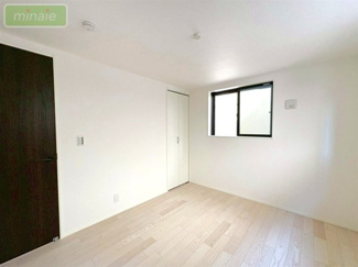 【洋室】 | 菅野駅3分　本八幡駅13分　3路線利用可　菅野2　全3棟　3号棟 | 販売現地（2026.02.09撮影）