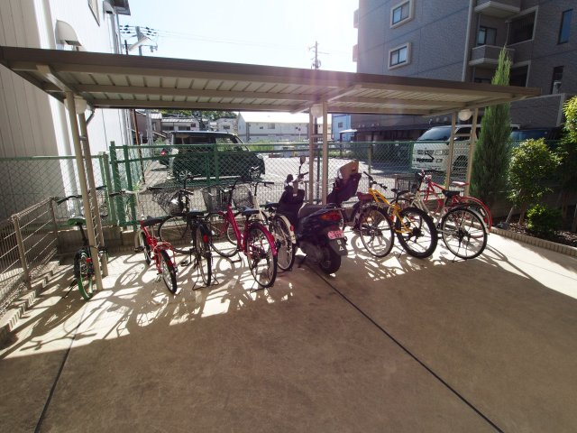 【その他共用部分】 | フジパレス深井水賀池 | 駐輪場