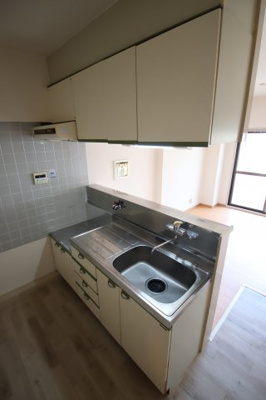 【キッチン】 | メゾンツインウィン二番館