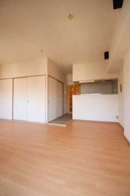 【居間・リビング】 | メゾンツインウィン二番館