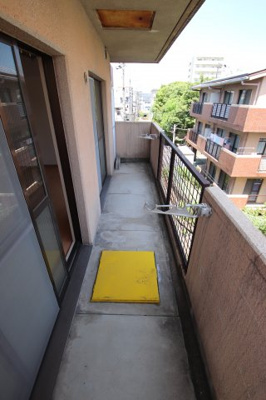 【バルコニー】 | メゾンツインウィン二番館