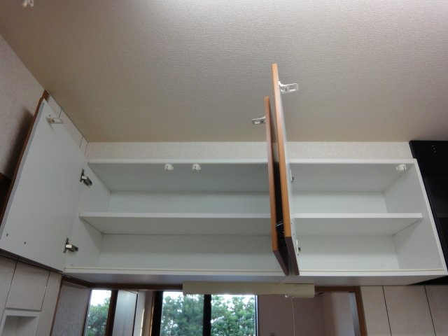 キッチン吊戸