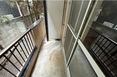 【バルコニー】 | オクトーバー１０ | バルコニー付きです