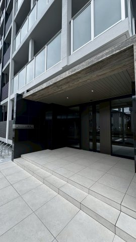 Alivis諸岡のエントランス