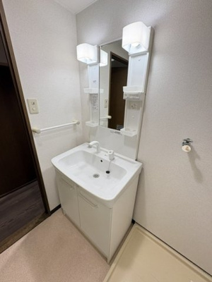 【洗面所】 | ディアコート津田 | コンパクトで使いやすい洗面所