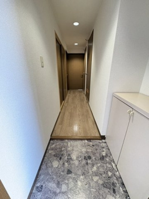 【玄関】 | ディアコート津田 | きれいな玄関です