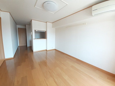 【居間・リビング】 | ティエラ・アサヒ | 使いやすい居間です