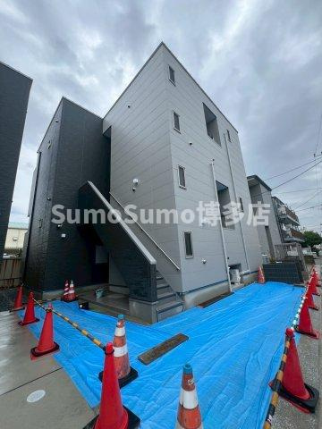 ADC吉塚グラン