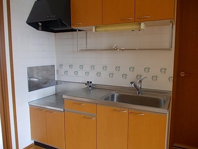 【キッチン】 | キャメルハウスＡ | コンパクトなキッチンで掃除もラクラク