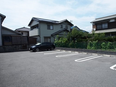 【駐車場】 | シルフィード | 駐車スペースもあります