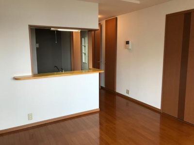 【居間・リビング】 | ロイヤルヒルズ青山 | リビング