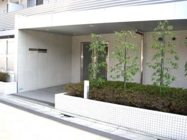 レグラス大岡山のエントランス| 