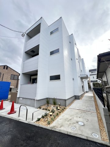 Cherim室見WESTの外観