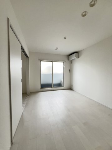 Cherim室見WESTの居間・リビング