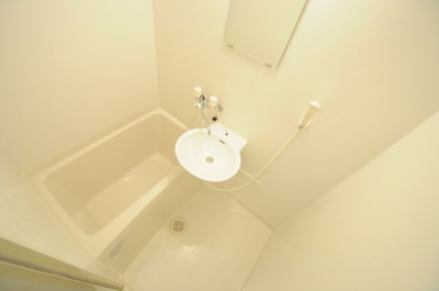 【浴室】 | レオパレスメンターズハウス | 同タイプの部屋の写真です