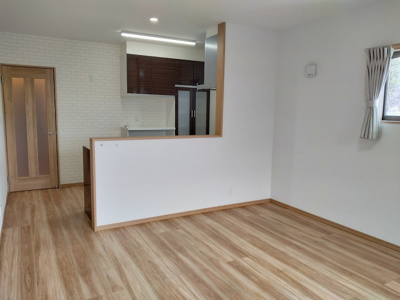 【キッチン】 | 岡谷市銀座２丁目　中古住宅⑥ | LDK