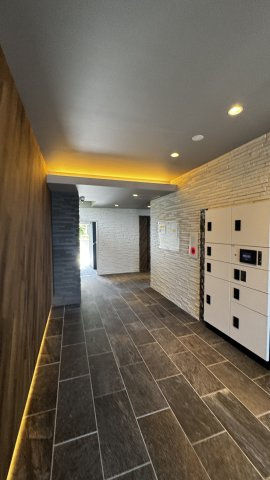Arista箱崎のロビー