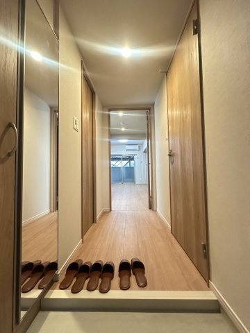 Arista箱崎の玄関