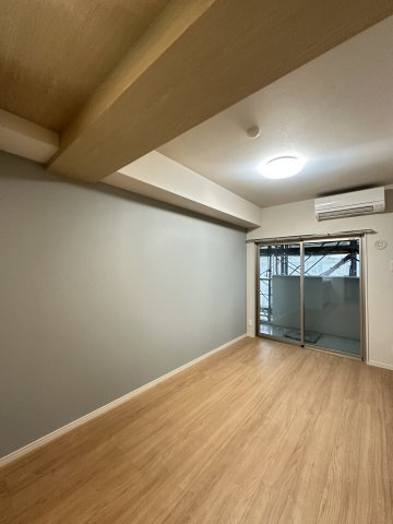 Arista箱崎の居間・リビング