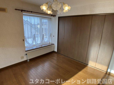 【洋室】 | 文苑4丁目41-2、3売家 | 2F9帖の洋室です♪